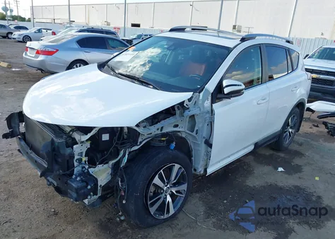 2017 Toyota Rav4 Xle из США, поврежденный, VIN JTMWFREV9HD100622